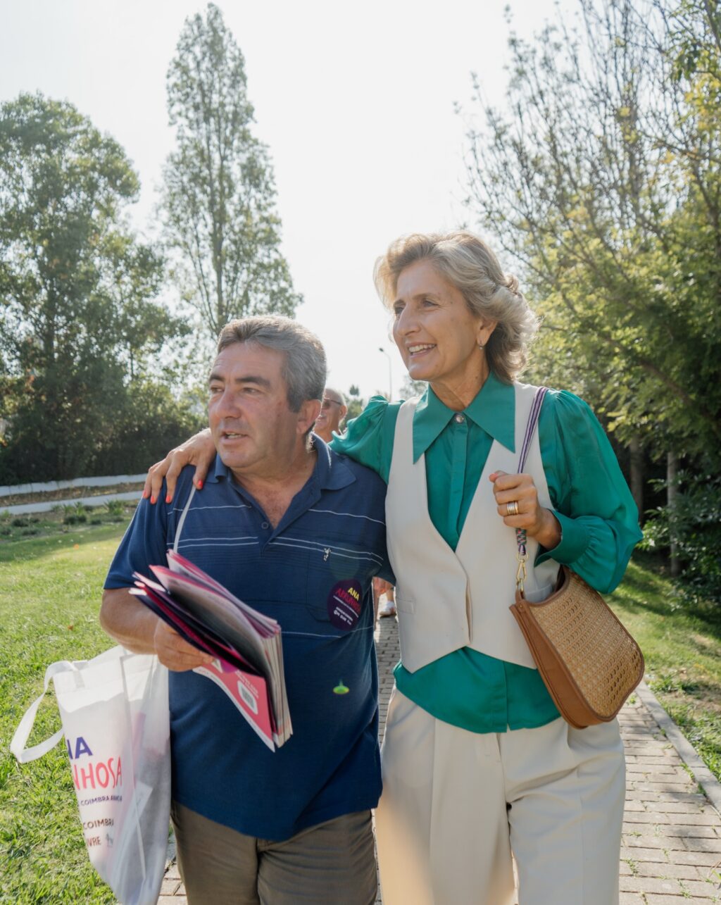 Instagram post from anaabrunhosa_. This post is in position 9.