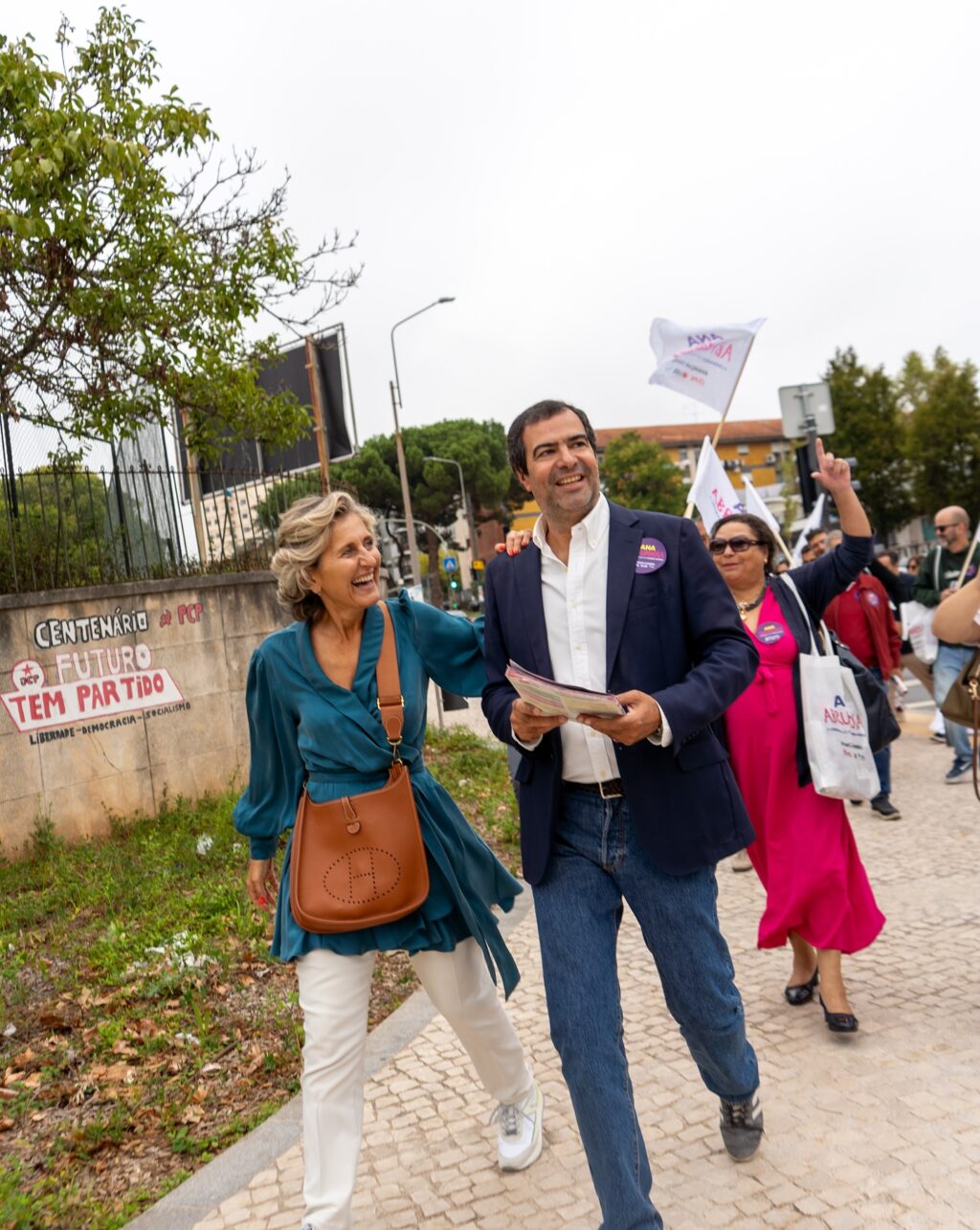 Instagram post from anaabrunhosa_. This post is in position 4.